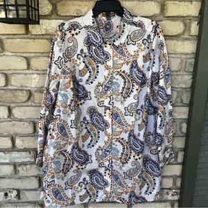 Jessica London long sleeve cuff shirt. Full button front. Women size 22W
